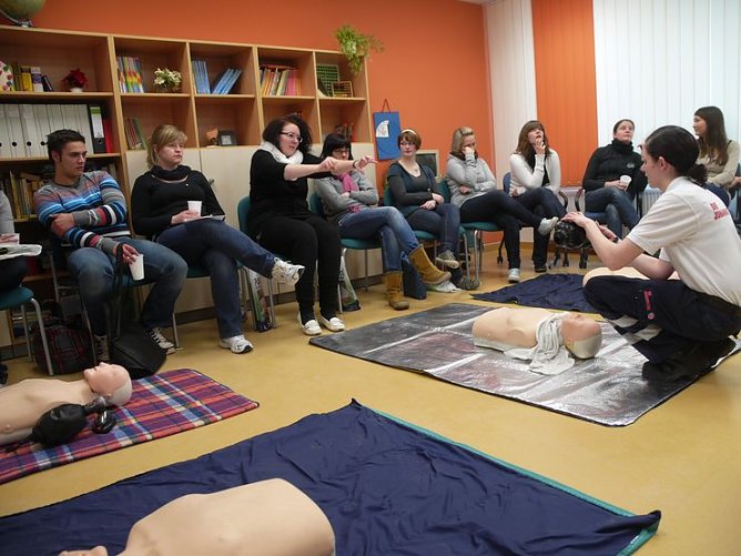 Zus&auml;tzliche Ausbildung (Foto: SHK)