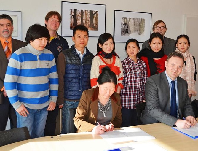 Unterzeichnung (Foto: privat) Unterzeichnung (Foto: privat)