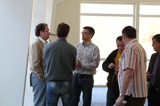 Letzte Absprachen (Foto: Knau)