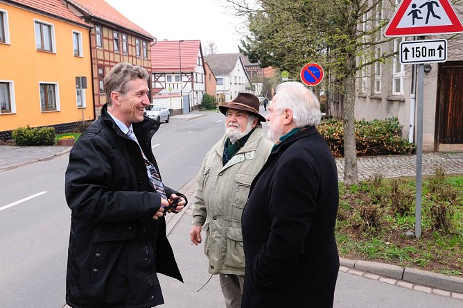Gespr&auml;ch in Petersdorf (Foto: privat)