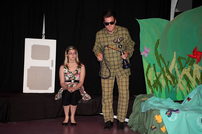 Alice im Wunderland (Foto: H. Roeder) Alice im Wunderland (Foto: H. Roeder)