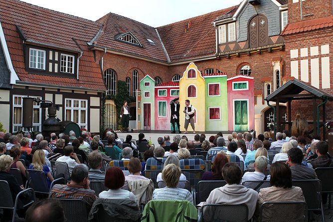 Premiere in der Brennerei (Foto: nnz) Premiere in der Brennerei (Foto: nnz)