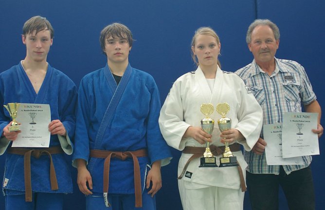 Kämpfer und Trainer (Foto: privat) Kämpfer und Trainer (Foto: privat)