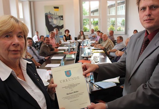 Ehrennadel f&uuml;r Rinke (Foto: privat)