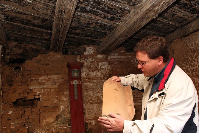 Dachziegel (Foto: nnz) Dachziegel (Foto: nnz)