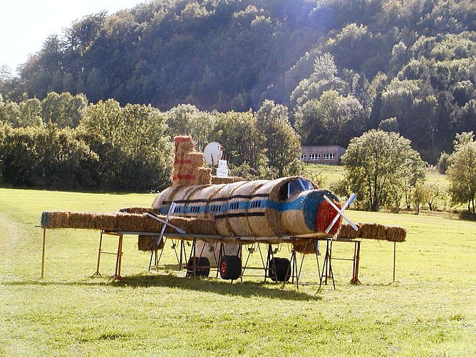 Die erste Maschine ist gelandet (Foto: E. Seifert)