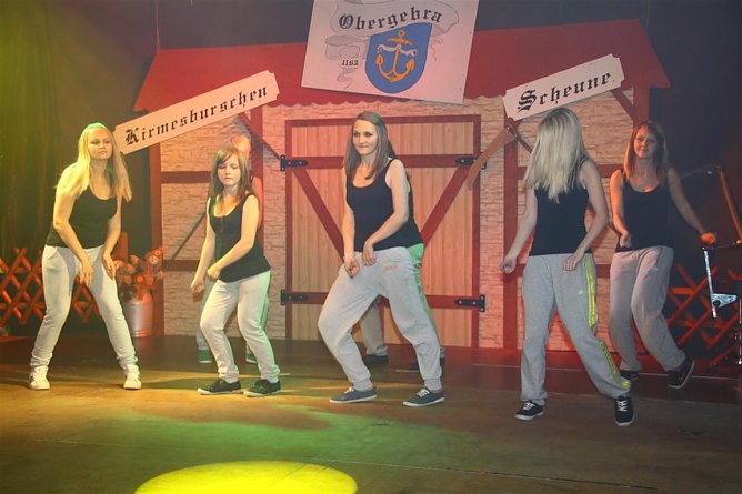 Talenten mit Kirmesauftritt (Foto: Bernd Peter) Talenten mit Kirmesauftritt (Foto: Bernd Peter)