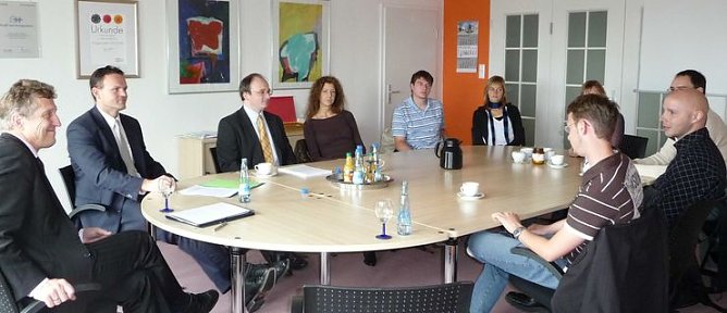 Minister zu Besuch (Foto: Freyberg) Minister zu Besuch (Foto: Freyberg)