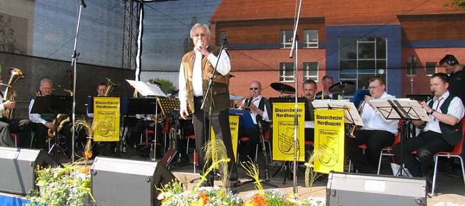 Einladung in Gehege (Foto: psv) Einladung in Gehege (Foto: psv)