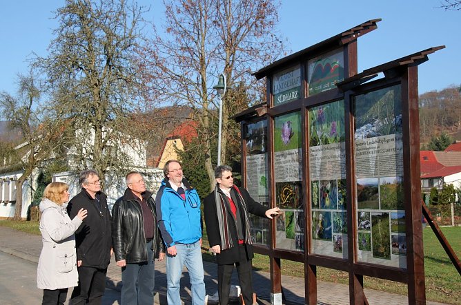Neue Infotafel (Foto: J. Piper)
