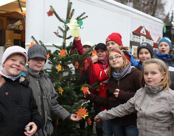 Weihnachtsbaum geschm&uuml;ckt (Foto: I. Bergmann)