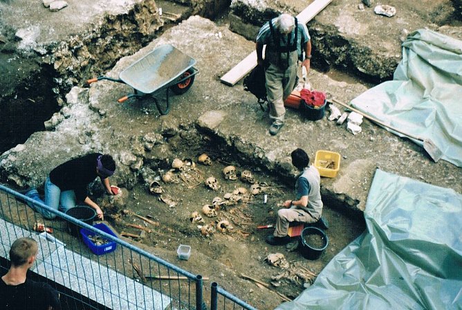 Ausgrabungen (Foto: Archiv Kneffel)