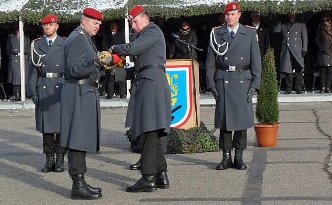 Frostiger herzlicher Abschied (Foto: Karl-Heinz Herrmann) Frostiger herzlicher Abschied (Foto: Karl-Heinz Herrmann)