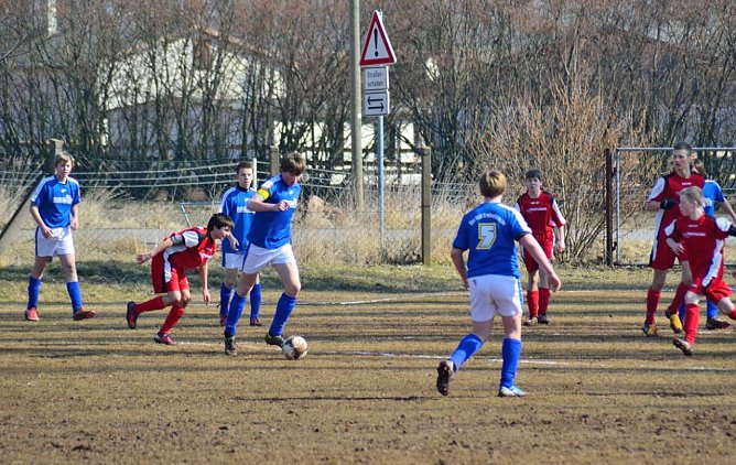 Erfolg für die Blau-Weißen (Foto: S. Fiedler) Erfolg für die Blau-Weißen (Foto: S. Fiedler)