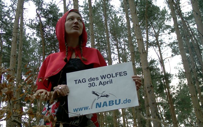 NABU-Aktion Rotk&auml;ppchen l&uuml;gt (Foto: NABU)