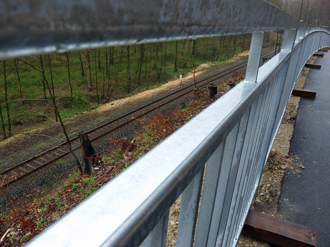 Neue &Uuml;bergabe (Foto: Karl-Heinz Herrmann)