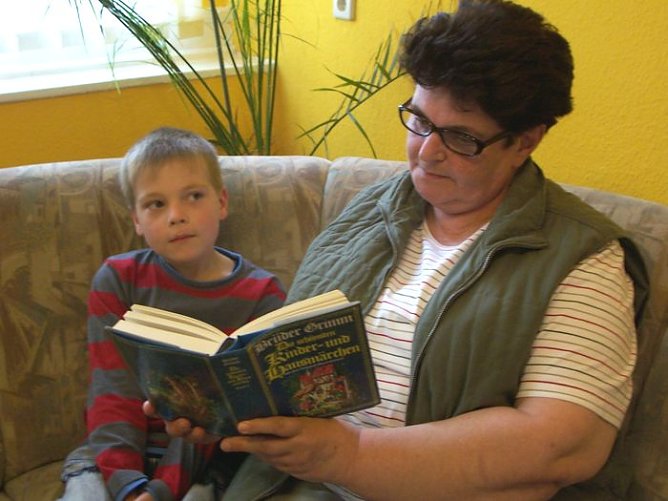 Es wird vorgelesen (Foto: LIFT)