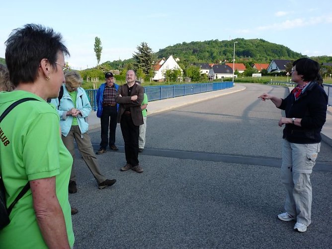 Kleine Geschichtsstunde (Foto: Karl-Heinz Herrmann) Kleine Geschichtsstunde (Foto: Karl-Heinz Herrmann)