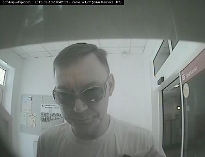 Nach ihm wird gefahndet (Foto: Polizei)