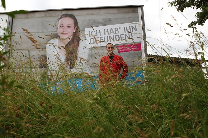 Umgeben von Ökowiesen (Foto: nnz) Umgeben von Ökowiesen (Foto: nnz)