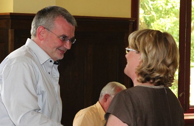 Inge Klaan war die erste Gratulantin (Foto: nnz) Inge Klaan war die erste Gratulantin (Foto: nnz)