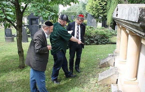 Friedhof inspiziert (Foto: Stadtverwaltung Nordhausen)