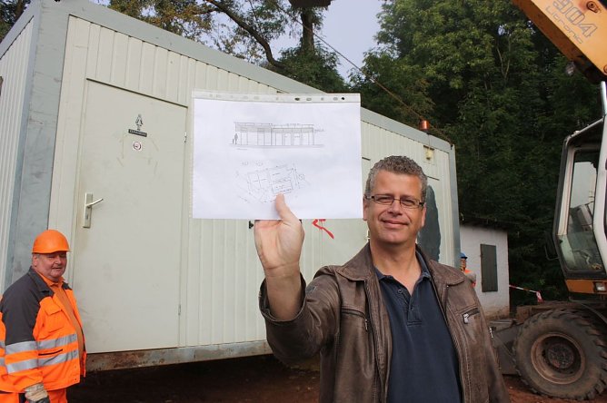 WC-Container aufgestellt (Foto: P. Grabe|Stadtverwaltung Nordhausen)