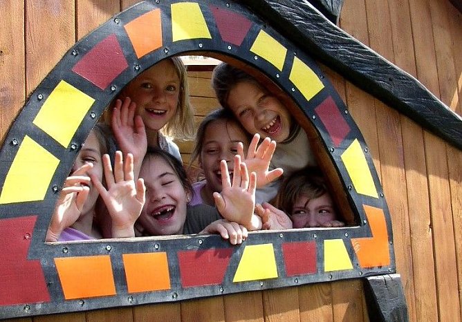 Kinder auf dem Petersberg (Foto: Stadtverwaltung Nordhausen)