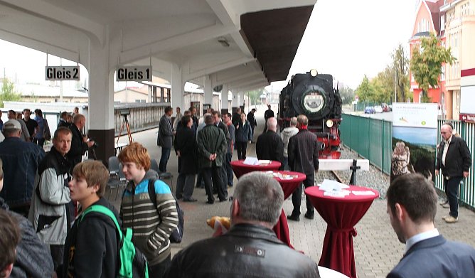 Aktuelle Stunde mit Dampflok (Foto: nnz) Aktuelle Stunde mit Dampflok (Foto: nnz)