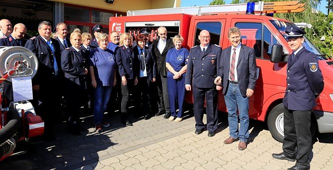 Neuer Mercedes (Foto: F. Lawrenz) Neuer Mercedes (Foto: F. Lawrenz)