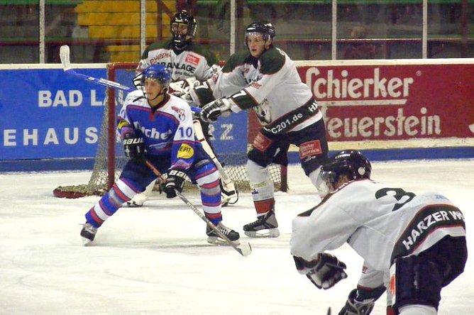 Ausw&auml;rts zum Auftakt (Foto: Koch)