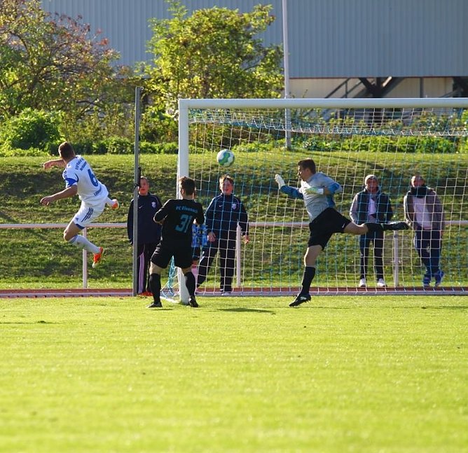 Tor durch L&ouml;hmannsr&ouml;ben (Foto: Archiv Verkouter)