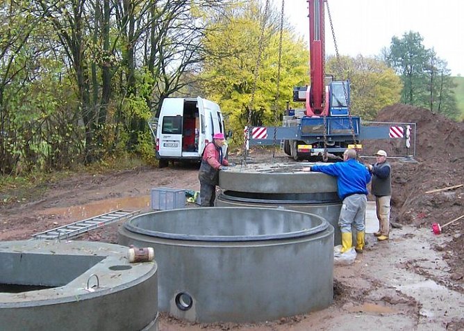 Kompakte Kl&auml;ranlage (Foto: TiRo)