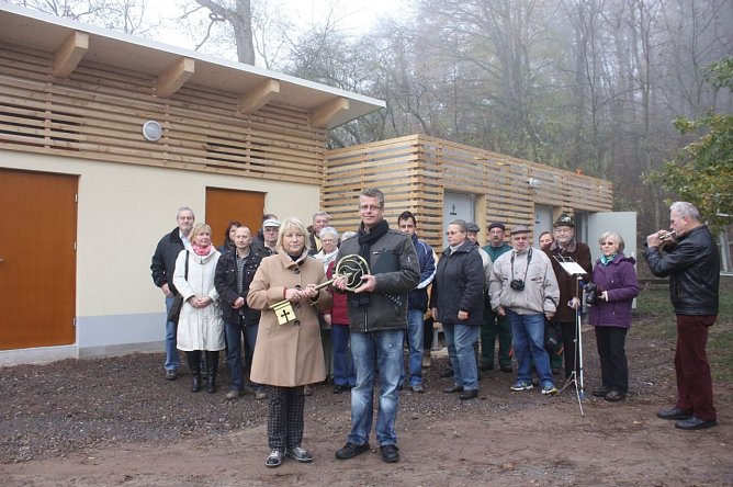 Mehrzweckgebäude übergeben (Foto: P. Grabe|Stadtverwaltung Nordhausen) Mehrzweckgebäude übergeben (Foto: P. Grabe|Stadtverwaltung Nordhausen)