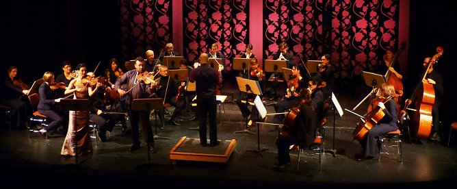 Nach der Arbeit ins Konzert (Foto: B. Susemihl) Nach der Arbeit ins Konzert (Foto: B. Susemihl)