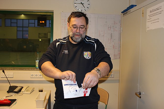 Sauer reagiert (Foto: Karl-Heinz Herrmann)