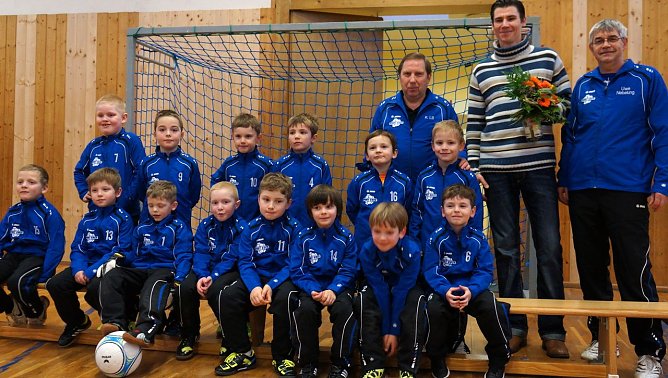 Schicke Anzüge für Bambinis (Foto: Martina Nebelung) Schicke Anzüge für Bambinis (Foto: Martina Nebelung)