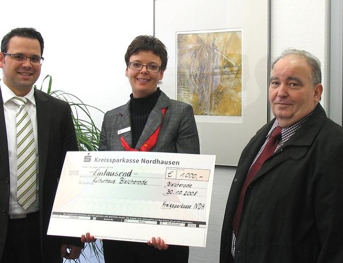 Geld f&uuml;r F&ouml;rderverein (Foto: KSK)