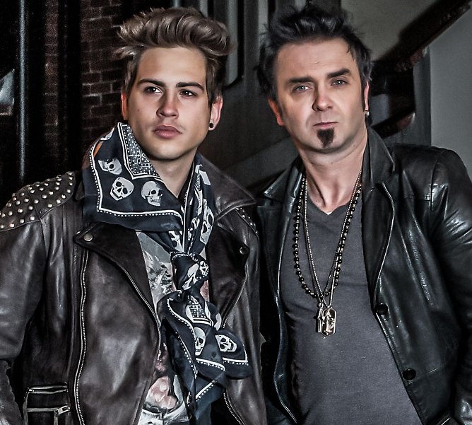 Im Boxring zu sehen und zu h&ouml;ren (Foto: Agentur)