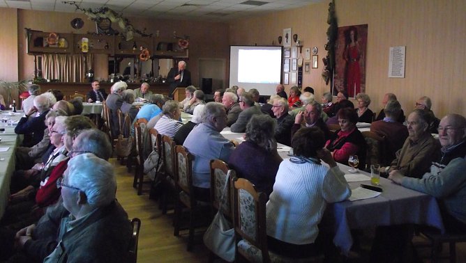 Landsenioren kamen zusammen (Foto: Kurt Frank) Landsenioren kamen zusammen (Foto: Kurt Frank)