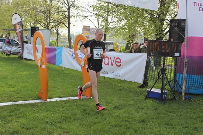 Impressionen vom Kyffh&auml;userberglauf 2014 (1) (Foto: Karl-Heinz Herrmann)