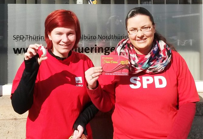 Ostereier verteilt (Foto: Jusos)