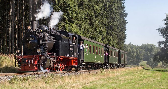 Oldtimerzug (Foto: Dirk Bahnsen)