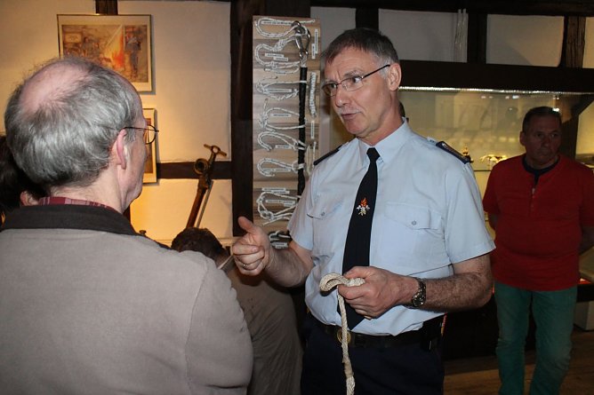 Werner Koppe steuerte viele der Exponate bei (Foto: Angelo Glashagel) Werner Koppe steuerte viele der Exponate bei (Foto: Angelo Glashagel)