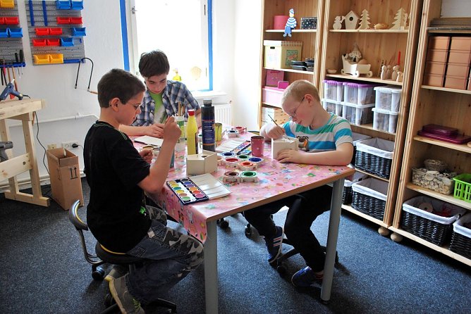 Arbeit in der Kinderwerktstatt (Foto: Sigrid Dathe) Arbeit in der Kinderwerktstatt (Foto: Sigrid Dathe)