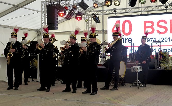 Begrüßung (Foto: nnz) Begrüßung (Foto: nnz)