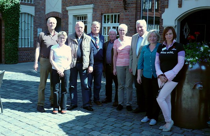 Zu Besuch in Nordhausen (Foto: Echter Nordhäuser Traditionsbrennerei) Zu Besuch in Nordhausen (Foto: Echter Nordhäuser Traditionsbrennerei)