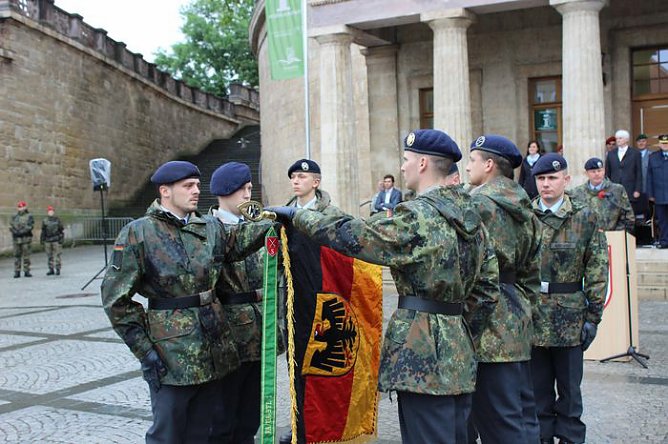 Öffentliche Vereidigung in Sondershausen (Foto: Karl-Heinz Herrmann) Öffentliche Vereidigung in Sondershausen (Foto: Karl-Heinz Herrmann)