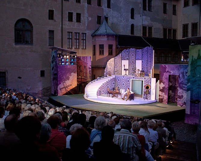 Blick in den Schlosshof (Foto: Anja Daniela Wagner) Blick in den Schlosshof (Foto: Anja Daniela Wagner)