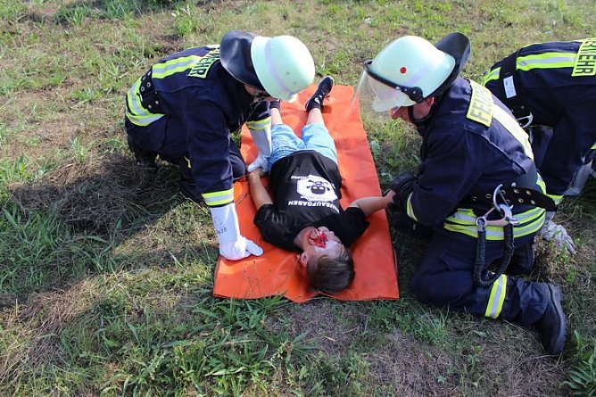 Bahn&uuml;bung (Foto: Karl-Heinz Herrmann)